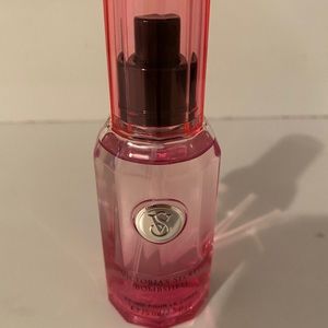 Victoria’s Secret Bombshell Travel spray